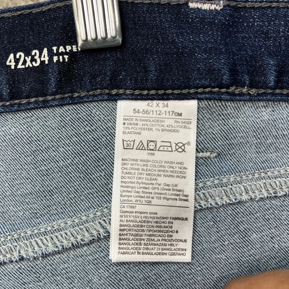 Banana Republic Traveler Jeans Mens 42x34 Dark Wash Taper Fit 5 Pocket Denim EUC